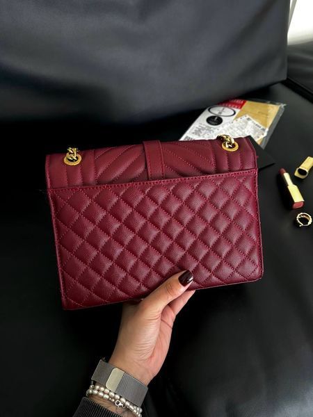 Saint Laurent Leather Envelope Chain Bag Red КОРОБКА МАГНІТ pr5117 фото