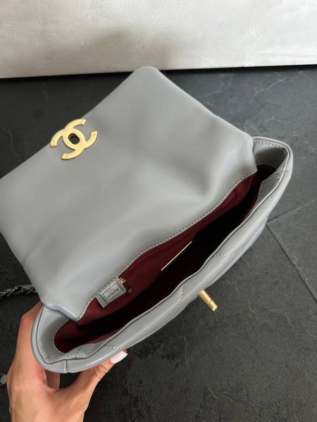 Chanel 19 Large Handbag Blue/Gold [магніт коробка] pr88424 фото