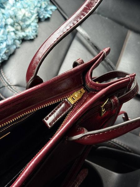 Prada Medium Leather Handbag Burgundy pr00116 фото