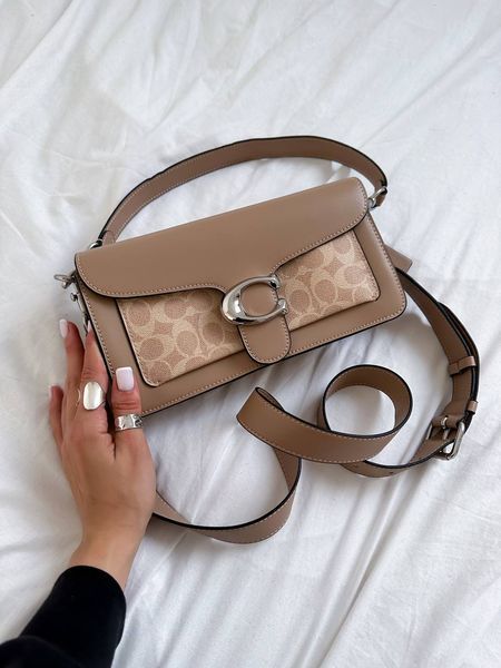 Coach Tabby Shoulder Bag In Signature Canvas Beige pr0008 фото