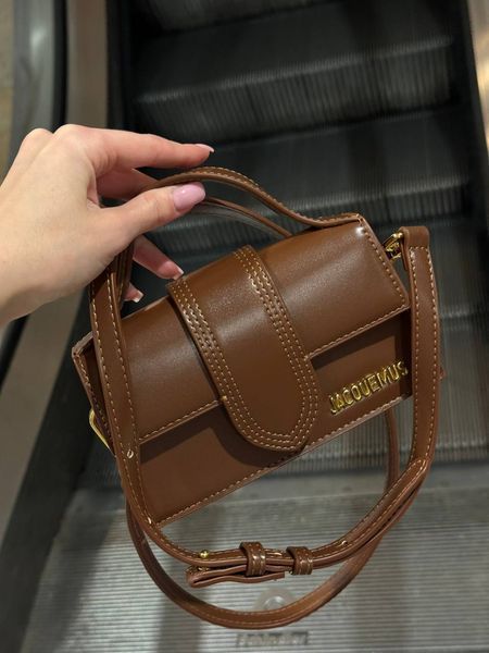 Jacquemus Le Bambino Small Handbag With Adjustable Crossbody Brown pr1059 фото