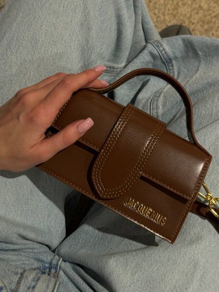 Jacquemus Le Bambino Small Handbag With Adjustable Crossbody Brown pr1059 фото