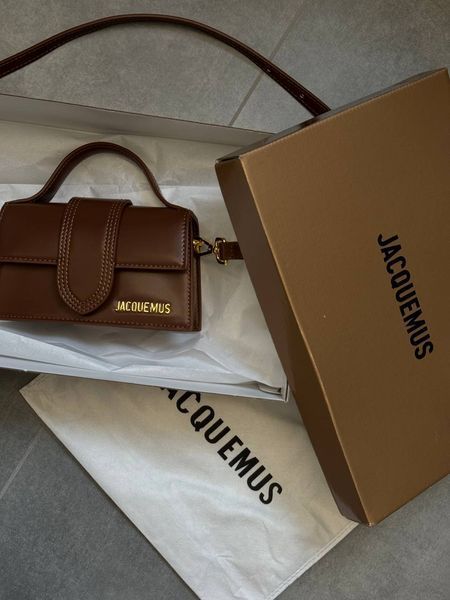 Jacquemus Le Bambino Small Handbag With Adjustable Crossbody Brown pr1059 фото