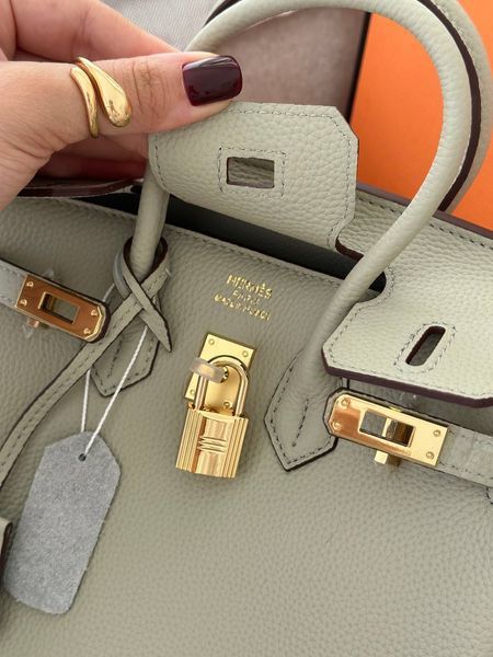 Herm&egrave;s Birkin Togo H8001 фото