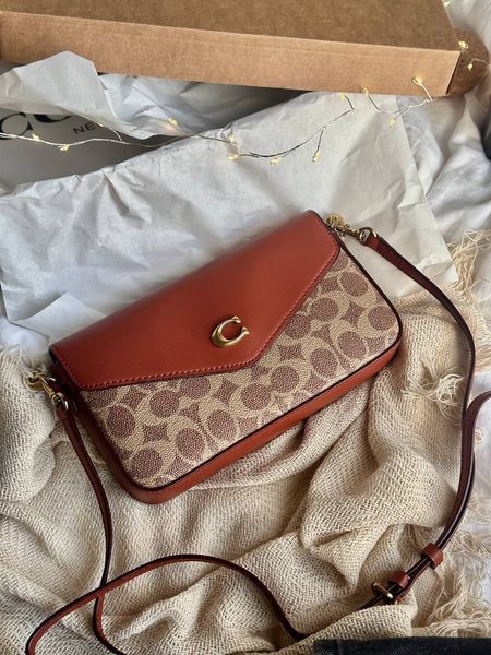 COACH Women's Wyn Crossbody Handbag Brown [крафт коробка] pr0089 фото