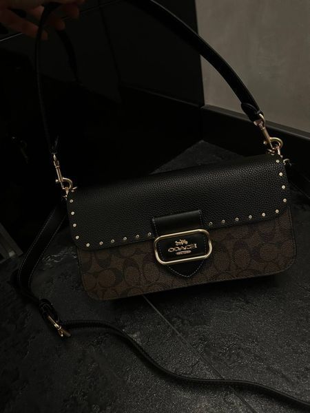 Morgan Crossbody In Colorblock Signature Canvas With Rivets pr23331 фото