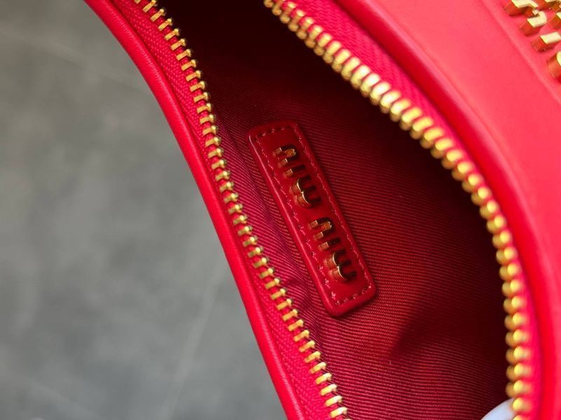 Miu Miu БЕЗ КОРОБКИ pr2003 фото