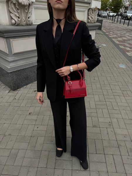 Jacquemus Le Chiquito Moyen Boucle Red pr1027 фото