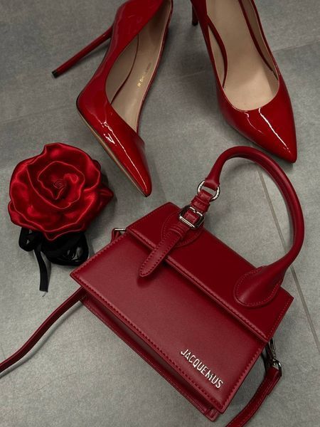 Jacquemus Le Chiquito Moyen Boucle Red pr1027 фото