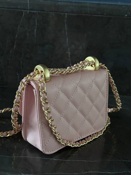 Chanel Calfskin Quilted Perfect Fit Wallet On Chain Mioni pink Магнітна Коробка pr8009 фото