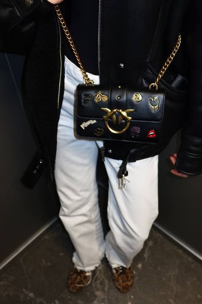 Pinko Mini Love Bag One Simply With Enamel Pin Black [оригінальна коробка] pink1006 фото
