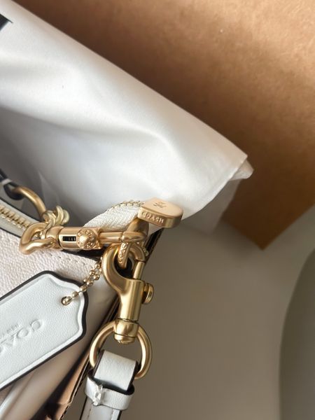 cCoach Teri Shoulder Bag In Signature Canvas Milk крафтова коробка pr97041  фото