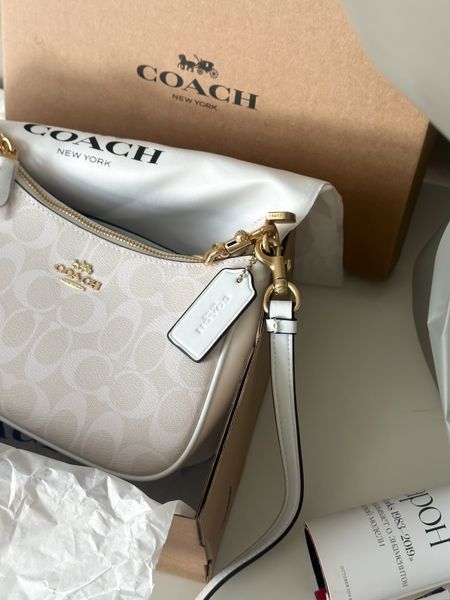 cCoach Teri Shoulder Bag In Signature Canvas Milk крафтова коробка pr97041  фото
