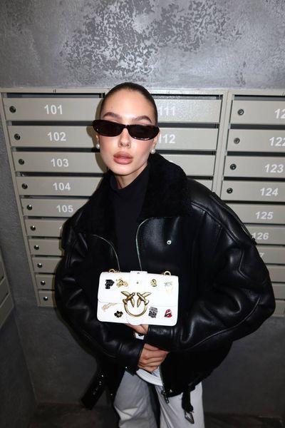 Pinko Mini Love Bag One Simply With Enamel Pin White [оригінальна коробка] pink1007 фото