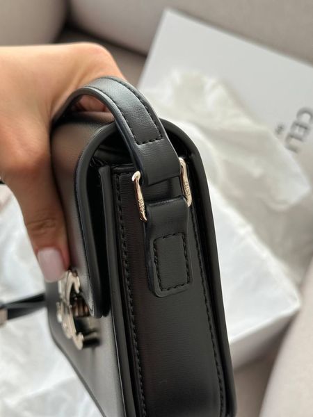 Celine Teen Triomphe Bag Black in Shiny Calfskin PREMIUM [оригінальна коробка] pr02422 фото