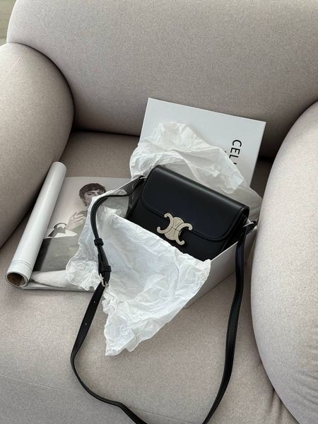 Celine Teen Triomphe Bag Black in Shiny Calfskin PREMIUM [оригінальна коробка] pr02422 фото