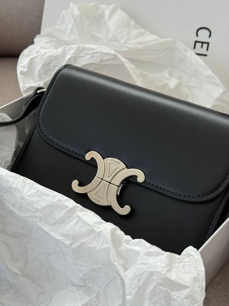 Celine Teen Triomphe Bag Black in Shiny Calfskin PREMIUM [оригінальна коробка] pr02422 фото