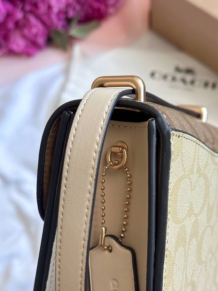 Coach Morgan Shoulder Bag Mini Milk магнітна коробка pr2228 фото