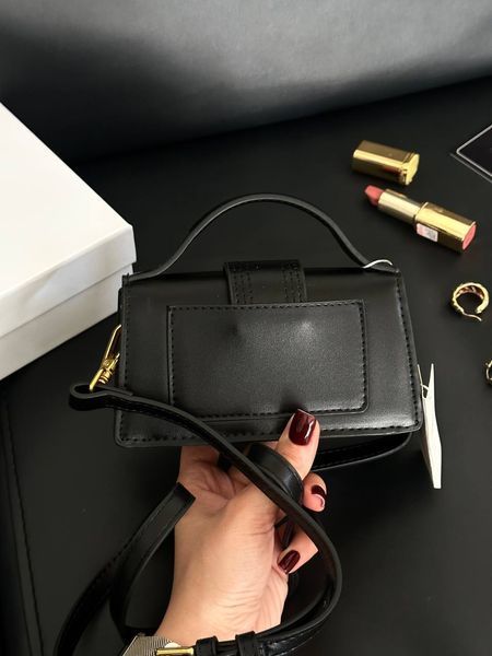 Jacquemus Le Bambino Small Handbag With Adjustable Crossbody BLC pr1041 фото