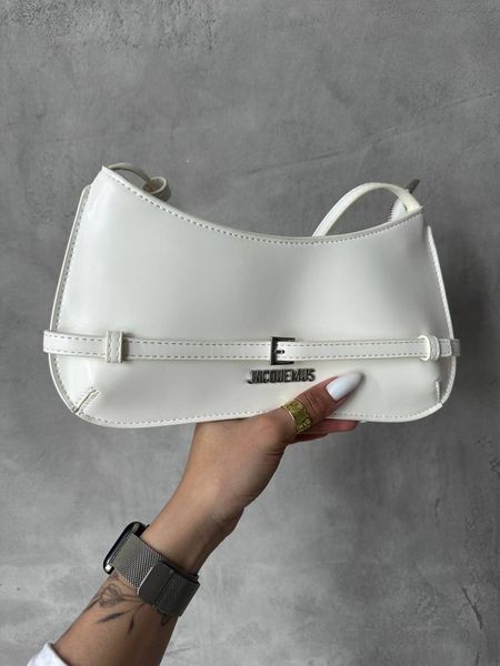 Jacquemus Le Bisou Ceinture Leather Shoulder Bag in WHITE J09903 фото