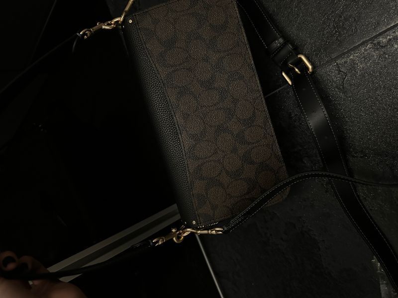 Morgan Crossbody In Colorblock Signature Canvas With Rivets pr23334 фото
