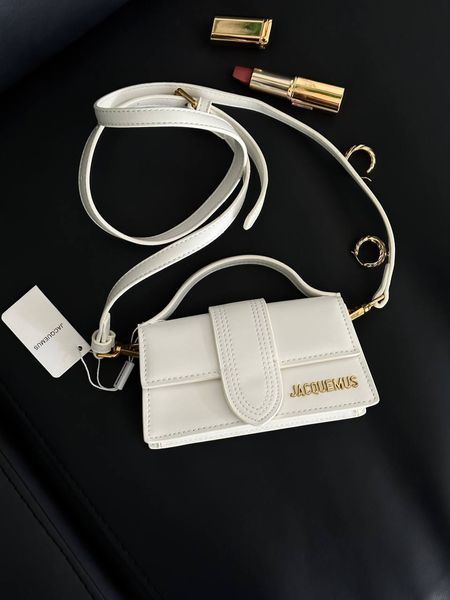 Jacquemus Le Bambino Small Handbag With Adjustable Crossbody WHITE pr1040 фото