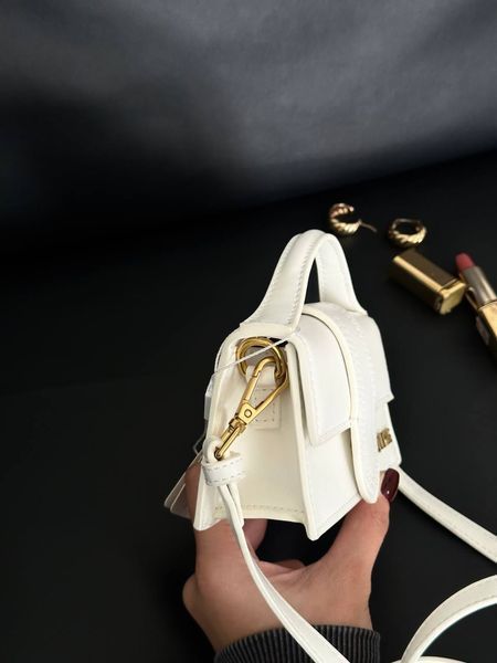 Jacquemus Le Bambino Small Handbag With Adjustable Crossbody WHITE pr1040 фото