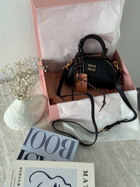 Miu Miu Leather Top-Handle Bag Black [оригінальна коробка] miu2504 фото