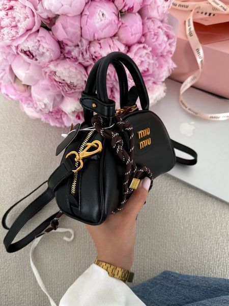 Miu Miu Leather Top-Handle Bag Black [оригінальна коробка] miu2504 фото
