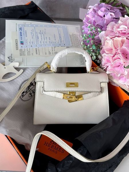 Herm&egrave;s Kelly MILK H2989 фото