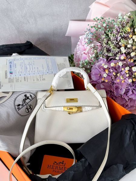 Herm&egrave;s Kelly MILK H2989 фото