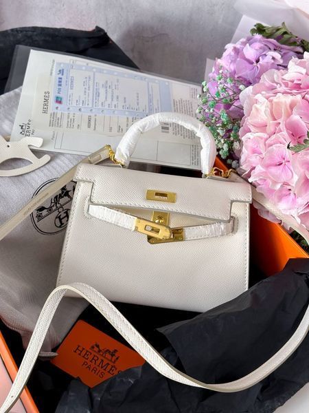 Herm&egrave;s Kelly MILK H2989 фото
