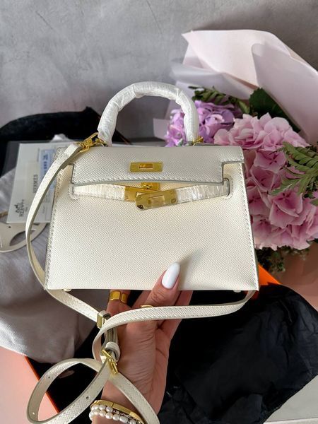 Herm&egrave;s Kelly MILK H2989 фото