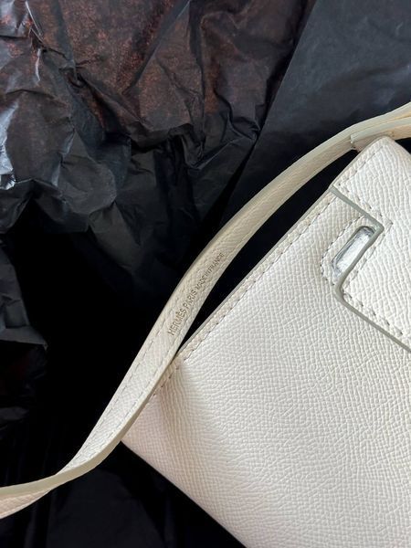 Herm&egrave;s Kelly MILK H2989 фото