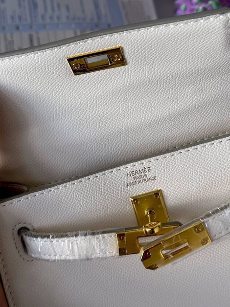 Herm&egrave;s Kelly MILK H2989 фото