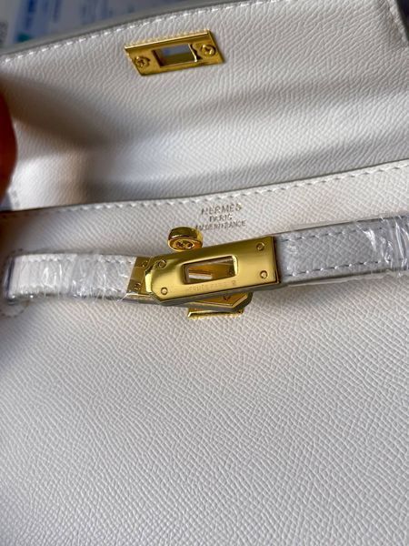 Herm&egrave;s Kelly MILK H2989 фото