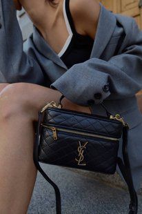Saint Laurent Gaby Vanity Leather Shoulder Bag Black Гладка шкіра pr7009 фото