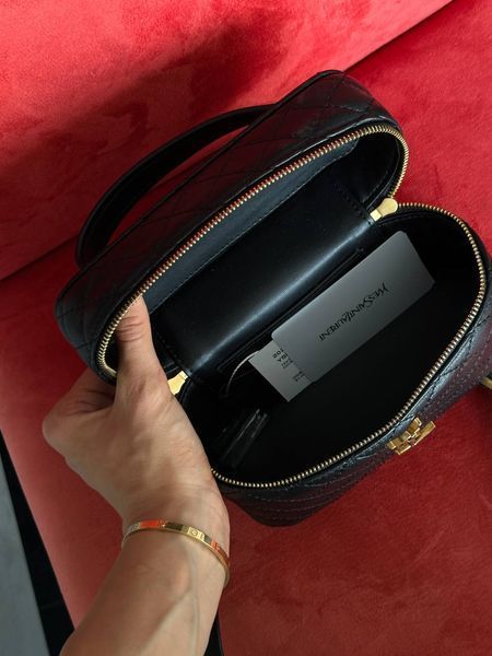 Saint Laurent Gaby Vanity Leather Shoulder Bag Black Гладка шкіра pr7009 фото