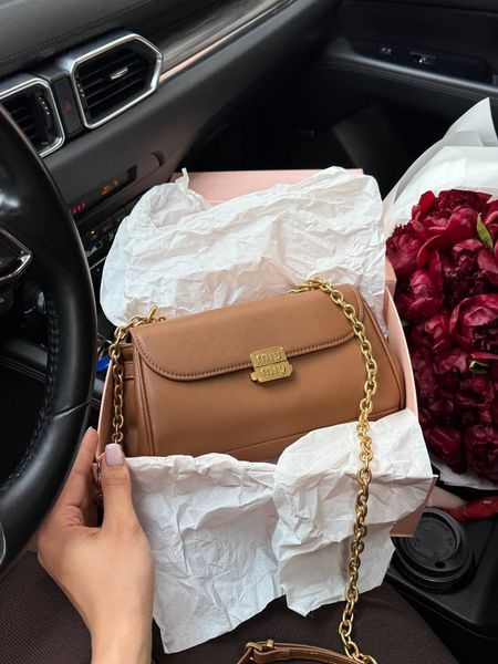 Jacquemus The Bambimou Brown miu2492 фото