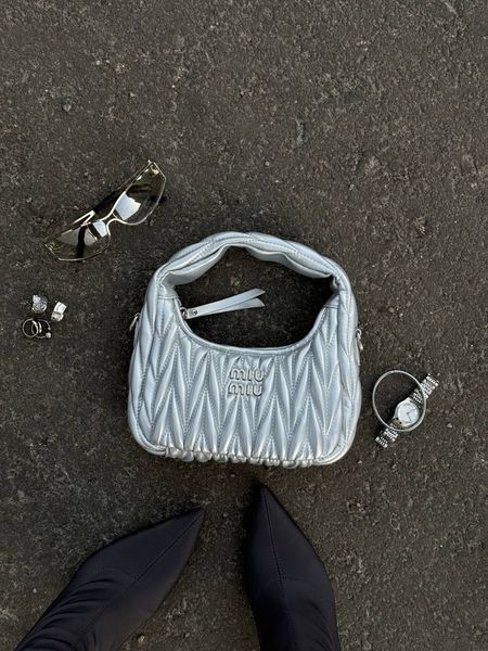 Miu Miu Wander Matelass&eacute; Hobo Bag. [оригінальна брендована коробка] miu2449 фото