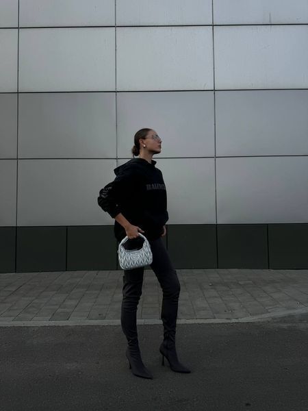 Miu Miu Wander Matelass&eacute; Hobo Bag. [оригінальна брендована коробка] miu2449 фото