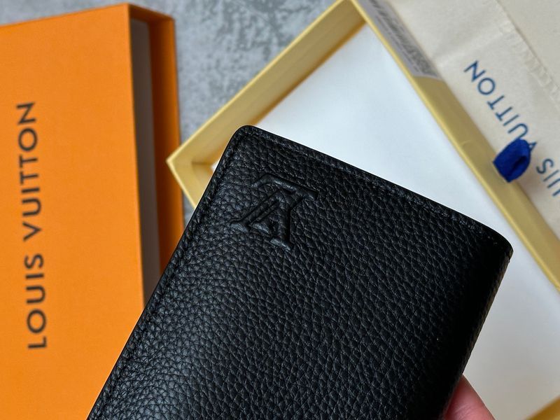 Гаманець Louis Vuitton Brazza Aerogram Black (великий, шкіряний, з кишенею для монет) 881711 фото