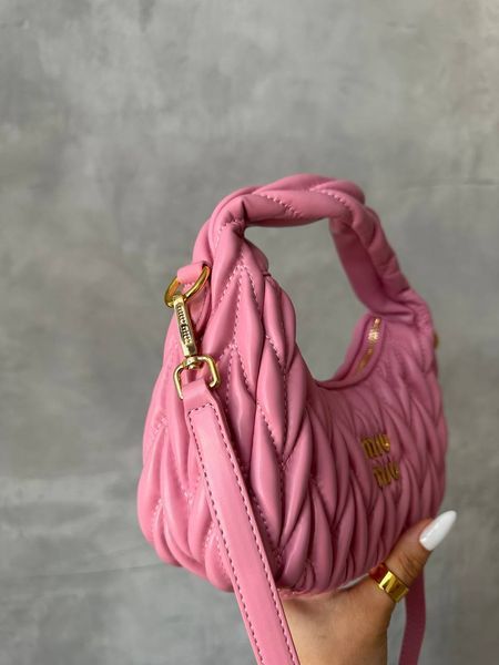 Miu Miu Wander Matelass&eacute; Nappa Leather Mini Hobo Bag Pink [оригінальна брендована коробка] miu2440 фото