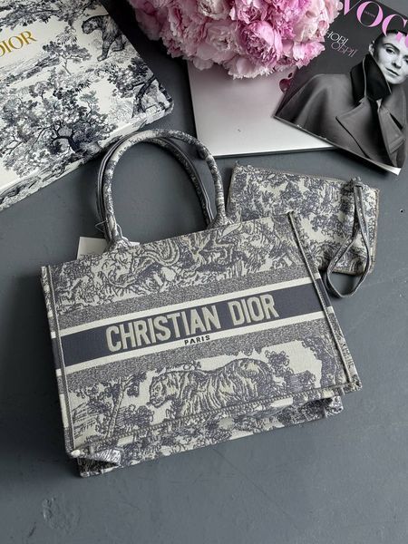 Dior Large Book Tote Ligt Grey Dior Oblique Embroidery [оригінальна коробка] pr01270 фото