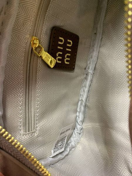 Miu Miu Nappa Leather Pocket Bag Premium. [оригінальна коробка] miu2489 фото