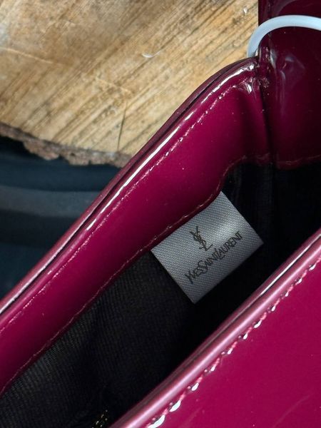 Saint Laurent Hobo Le 5 A 7 Leather Shoulder Bag in Red pr0039 фото