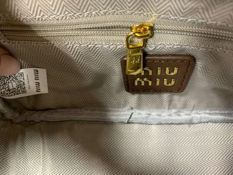 Miu Miu Nappa Leather Pocket Bag Premium. [оригінальна коробка] miu2489 фото