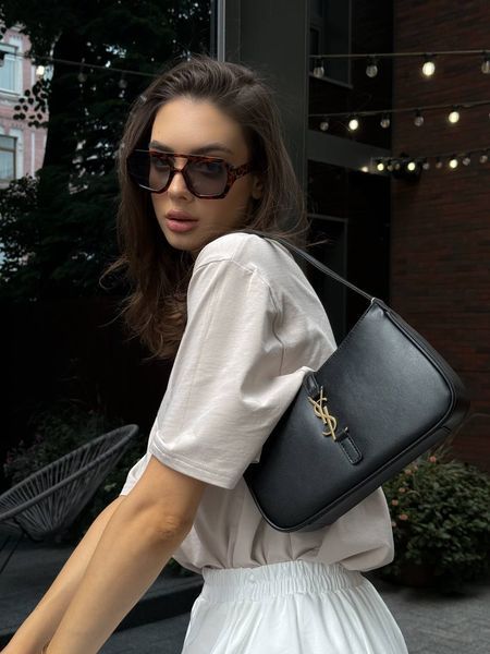 Saint Laurent Hobo Le 5 A 7 Leather Shoulder Bag in Black/Gold pr0031 фото