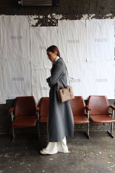 Coach Mollie Tote Bag In Signature Canvas Brown/Beige [оригінальна магнітна брендована коробка] pr0167 фото