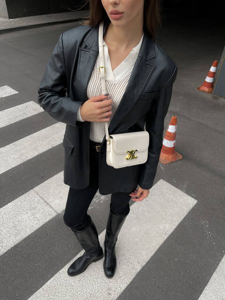 Celine Teen Triomphe Bag in Shiny Calfskin MILK PREMIUM [оригінальна коробка] pr0011 фото